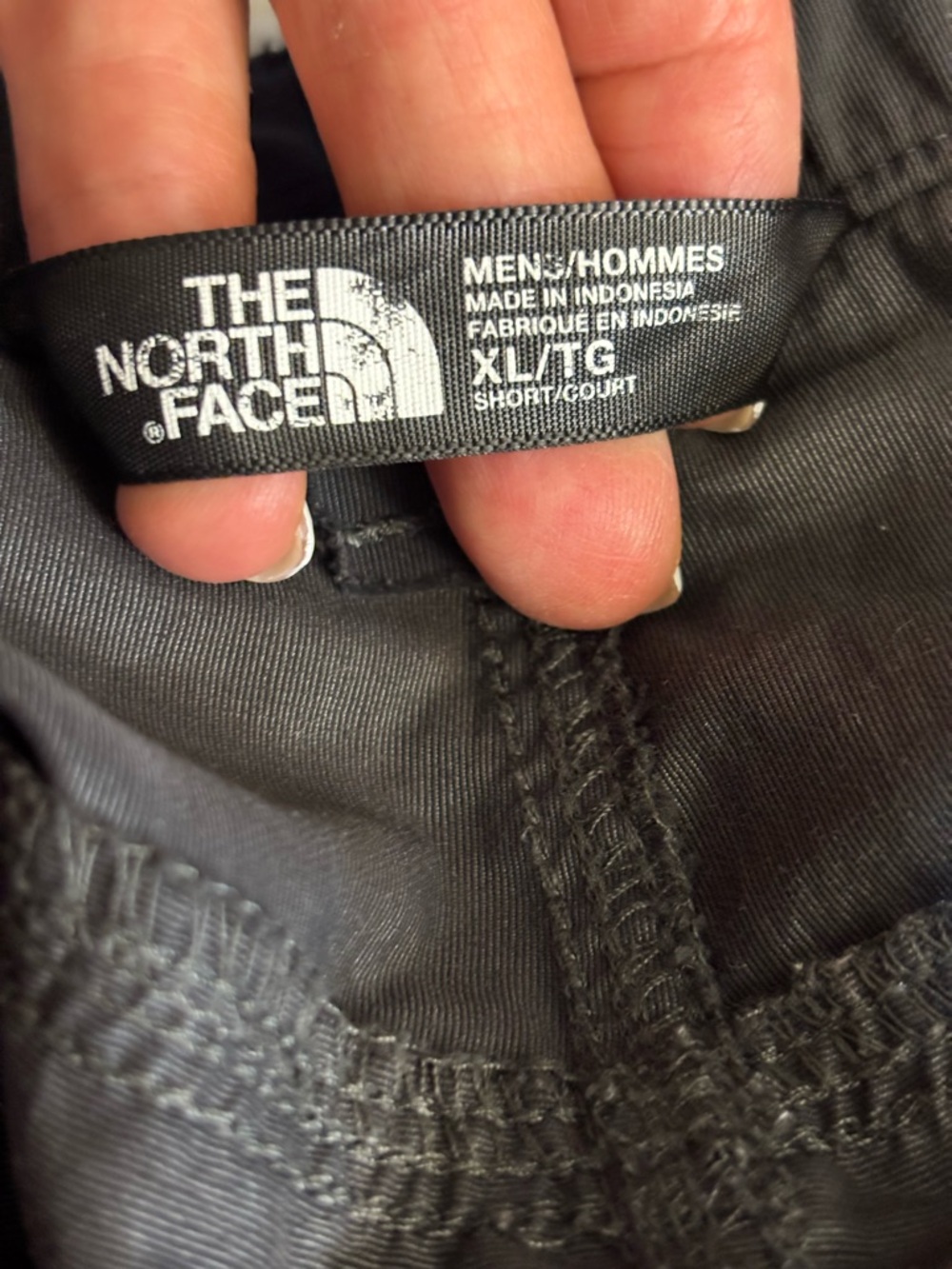 The North Face Utility pants men’s size XL short convertible to shorts - Picture 14 of 14